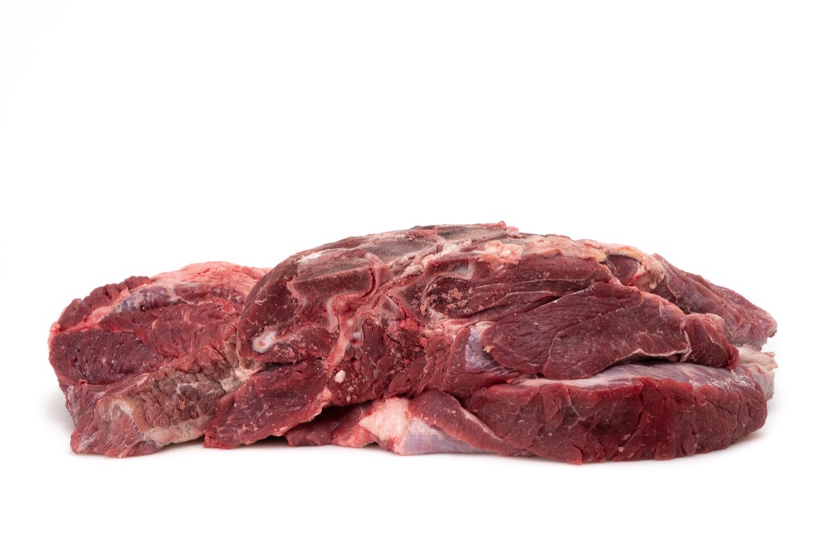 pescuezo con hueso de novillo